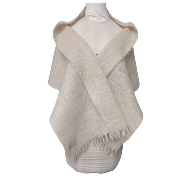 ST. MICHAEL Vintage Cream Stoll Wrap Scarf Mohair Wool 60s Elegant Warm Simple